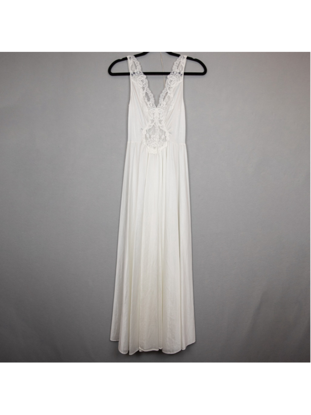 Vintage Lorraine white bridal lace long nightgown-M